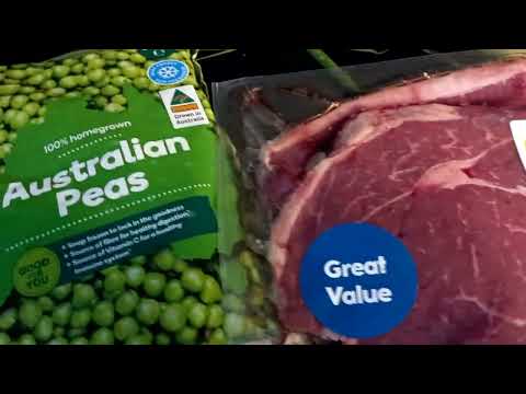 Quick Aussie Dinner for the Family. Rump Steak, Mashed Potato, Veggies and Gravy