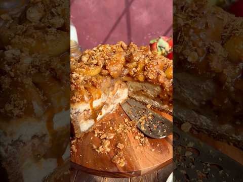 Salted Caramel Apple Cheesecake or Apple Pie? ✨🍏 #shorts #thanksgiving