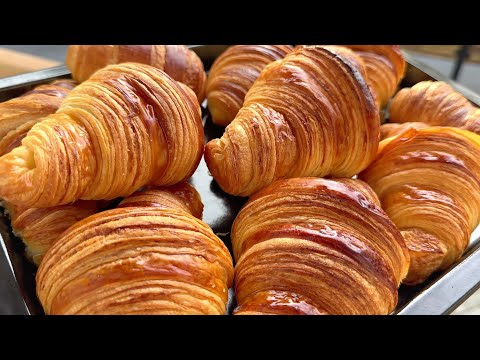 Setelah tahu cara ini saya jadi ketagihan membuat croissant sendiri di rumah dengan alat sederhana.