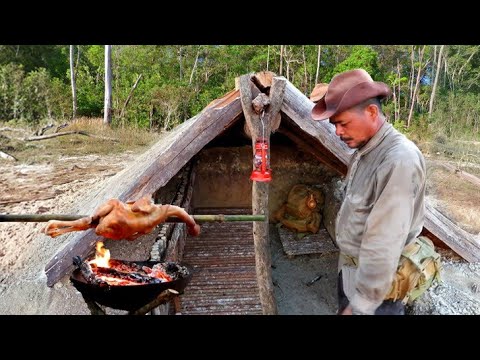 Solo Overnight in earth shelter – BUSHCRAFT, Whole Roasted Chicken Cooked in the Forest 4K