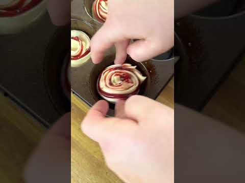 Strawberry Danish! #satisfying #madefromscratch #stepbystep #pastrychef #easyrecipe #danish #pastry