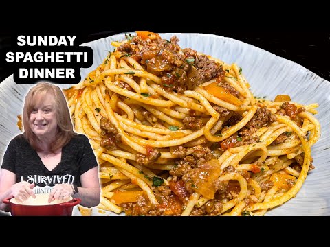 SUNDAY SPAGHETTI DINNER with a delicious (Bolognese) meat sauce