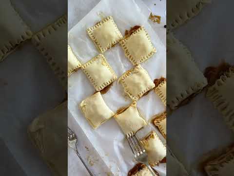 Super Easy Puff Pastry Mince Pies – Check channel's community for FULL recipe – Fuss Free Food #2023