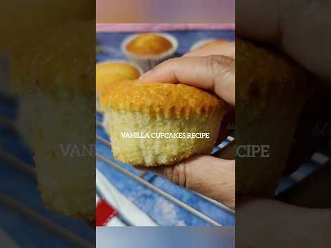 Super Moist Vanilla Cupcakes Recipe 💫👆😍❤️🧁#cupcake #satisfying #recipe #shorts
