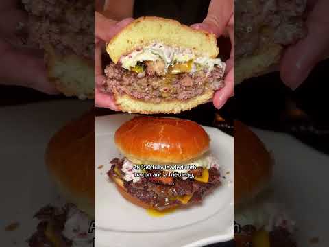 The BEST burger in NYC! 📍4 Charles Prime Rib #nycburger #burgerreview  #nycsteakhouse #nycbucketlist