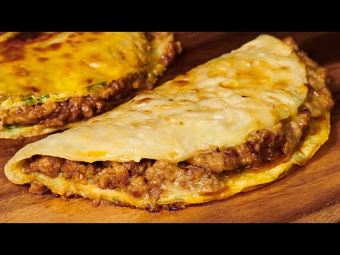 The perfect wrap sandwich with meat and cheese. Easy breakfast, lunch or dinner in 5 minutes!