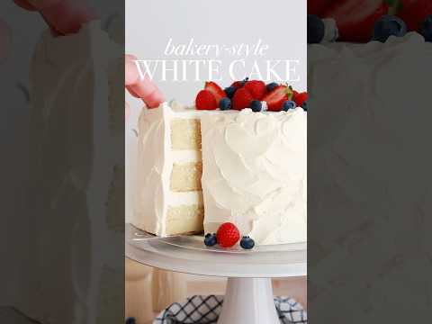 The softest, fluffiest white cake recipe ever! Find it at sugarandsparrow.com #vanillacake #cake