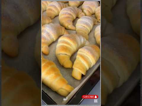 This is very nice and delicious #sweetfoods #croissant #bunsrecipe #bunstyles #cook #cooking
