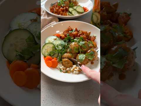 Turning $60 into 20 healthy meals — Part 2! Recipe in description #groceryshopping #mealprep