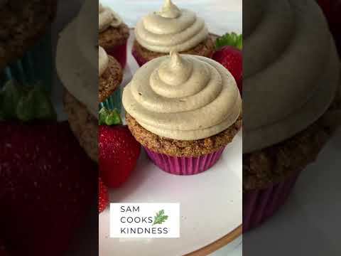 Vanilla Cupcakes made healthy! ⭐ VEGAN #short