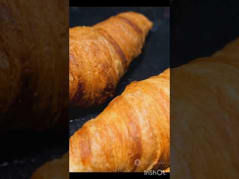 what's the SECRET of CRUNCHY GLOSSY PERFECT CROISSANT recipe?? #gourmet #croissant