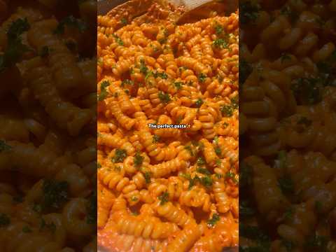 You can never go wrong with this pasta!🤗 #viralshort #recipe #pasta #food